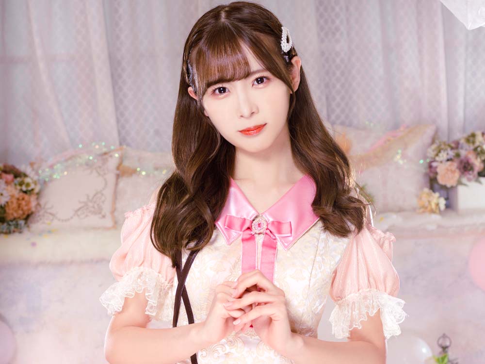 桐谷まゆ